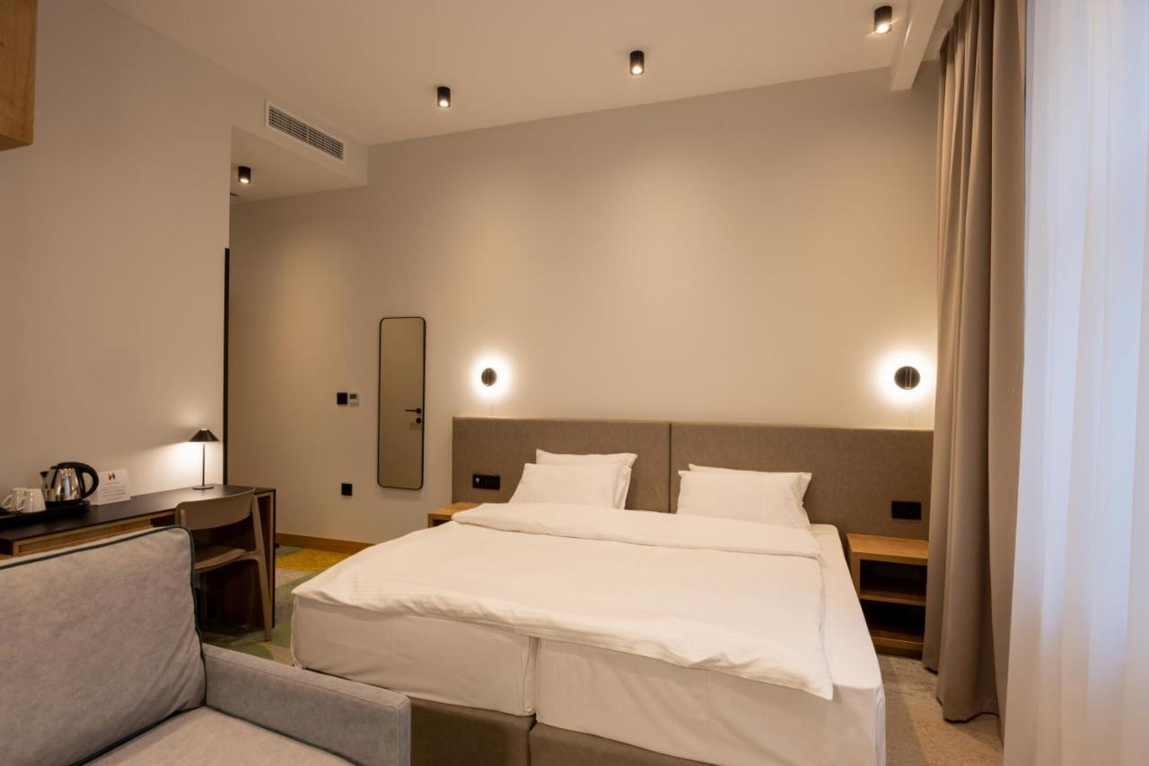 Hop Inn Rooms & Suites Beograd Ngoại thất bức ảnh