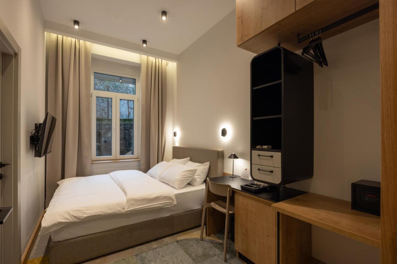 Hop Inn Rooms & Suites Beograd Ngoại thất bức ảnh