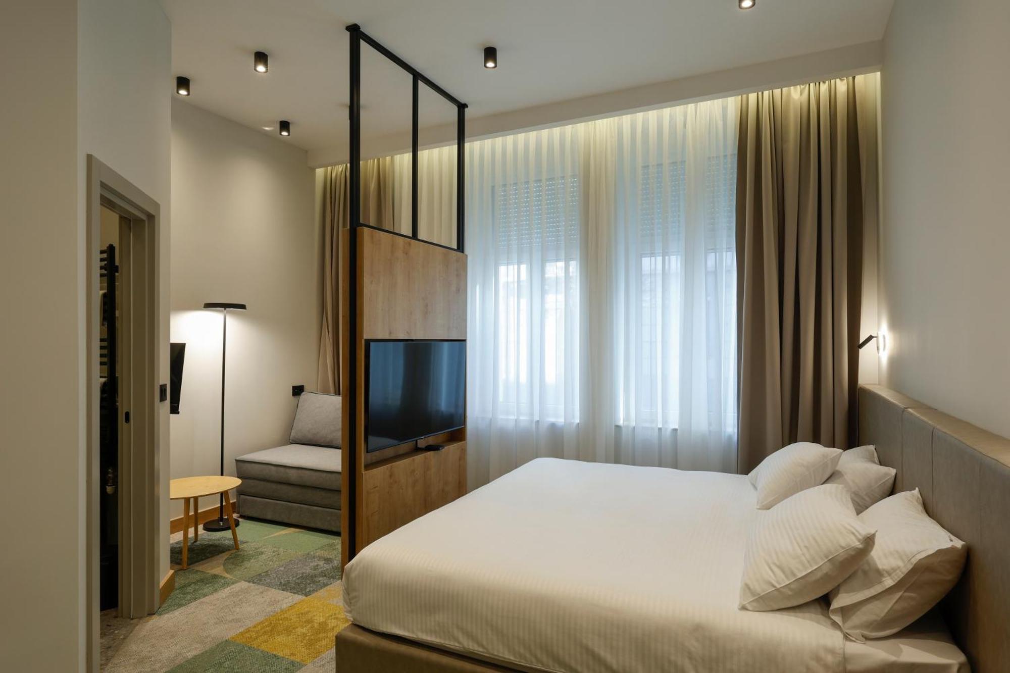 Hop Inn Rooms & Suites Beograd Ngoại thất bức ảnh